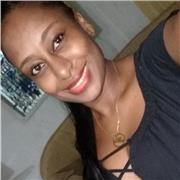 Profesora de repaso para niños de primaria